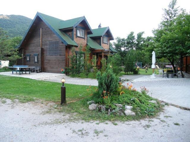 Agroktima Armonia Guest House Karpenisi Ngoại thất bức ảnh