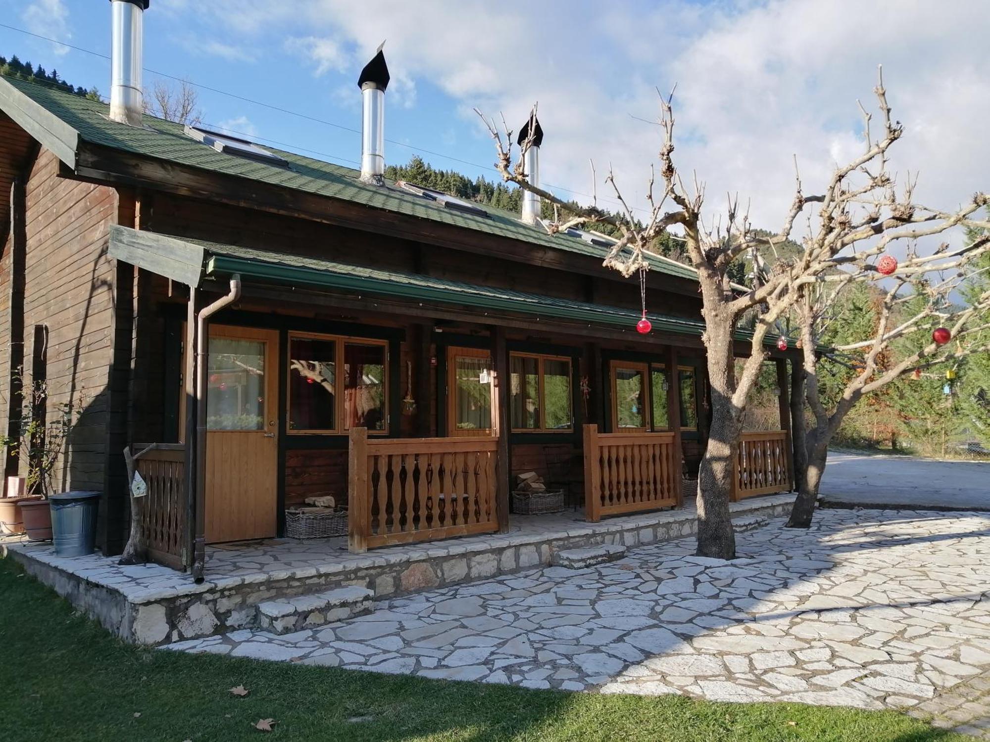 Agroktima Armonia Guest House Karpenisi Ngoại thất bức ảnh